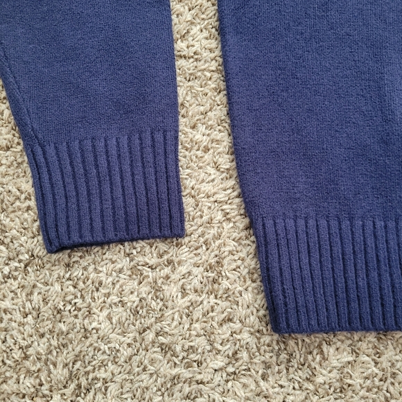 Gap CashSoft Brannan Bear Logo Navy Blue Red Brown Women's Size Small - Picture 5 of 8